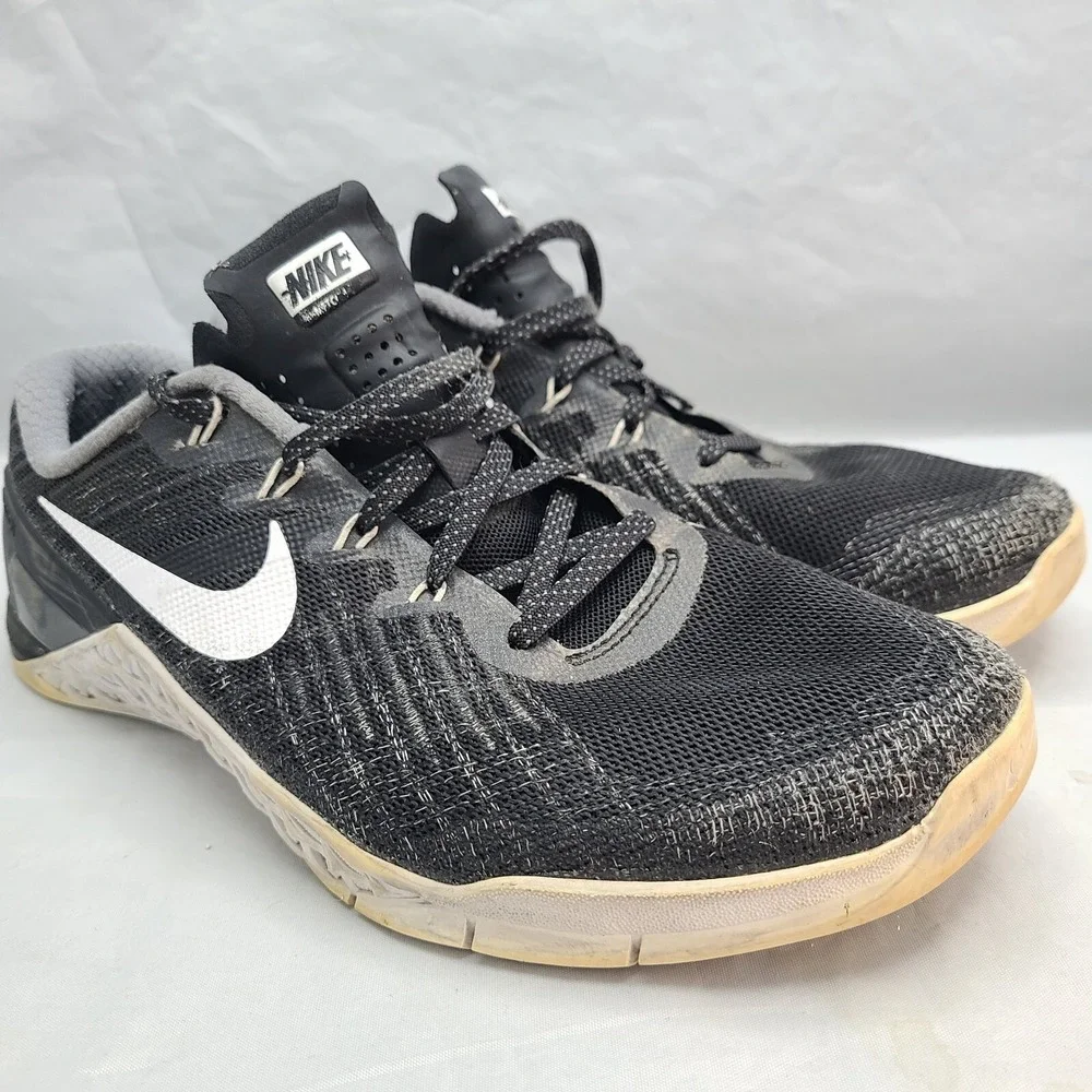 Nike Metcon 3 Womens Size 9 Shoes Black White 849807-001 Crossfit Lifting Runner